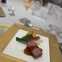 メインのお肉はパサつきや硬さもなく美味しかったです