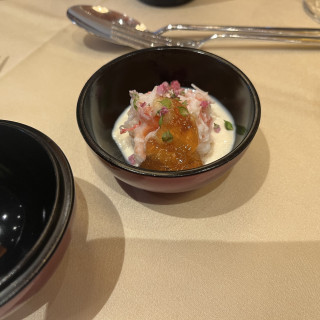 前菜のカニと湯葉