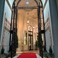 入口となる凱旋門