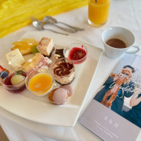 デザートビュッフェ