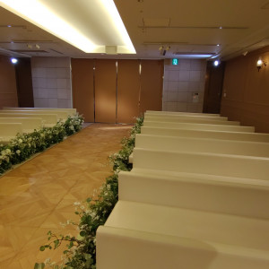 挙式会場前方|743465さんのチャペル テンケイ アンドマリー（品川プリンスホテル内）の写真(2408081)