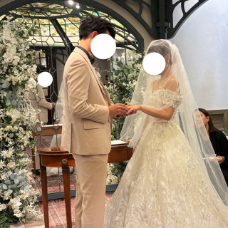 後ろの装花は最近リニューアルして豪華に！