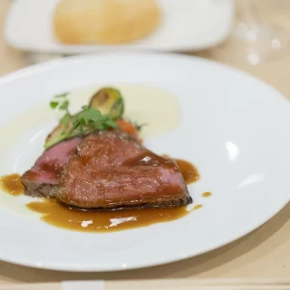 お肉料理