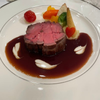 牛フィレ肉のポワレ