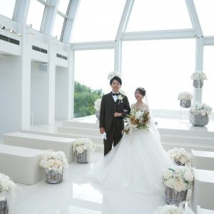 チャペルの正面からの写真です。|743781さんの太陽が彩る自然の教会の写真(2541191)