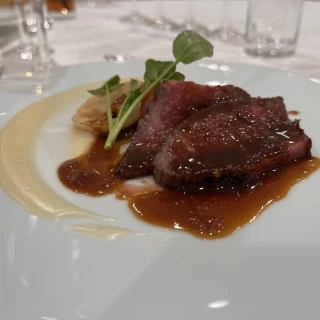 金山寺味噌ソースのお肉です！