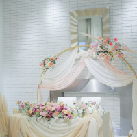 披露宴会場でのメインテーブル