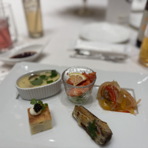 食事はたくさん出てきてお腹いっぱいでした！全て美味しかった|744021さんのアルモニーアンブラッセイットハウス/テイクアンドギヴ・ニーズウェディングの写真(2411405)