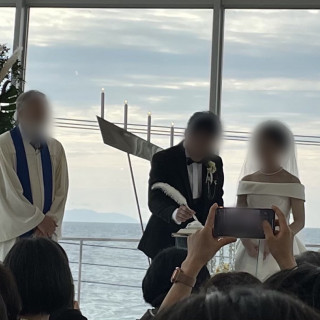 結婚証明書へのサイン