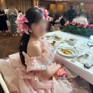 高砂での新婦と料理