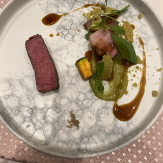 夏のコース料理　ステーキと抹茶豚