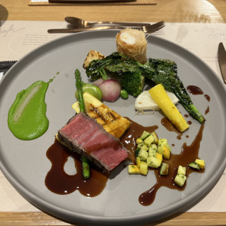 見学の際にいただいたお肉料理です。