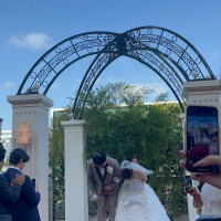 挙式後フラワーシャワー