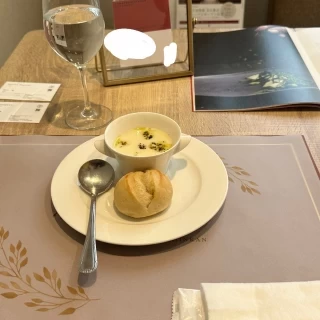 玉ねぎのポタージュ・パン