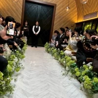 扉が閉まった状態、親族目線