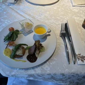 コース料理をワンプレートで試食しました。|744307さんのSHOZAN RESORT KYOTO(SHOZANリゾート京都)の写真(2412616)