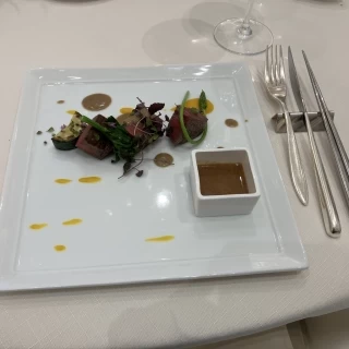メインのお肉料理