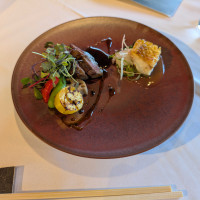 試食会のプレートです。鱗ごといただけると魚料理は特に美味。