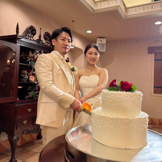 ウエディングケーキ入刀