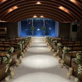 90人以上着席可能のチャペル