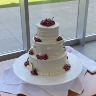 ウェディングケーキ