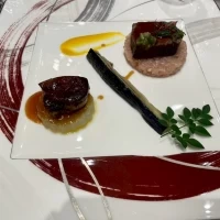 飛騨牛とフォアグラ