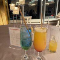 好きな色でオリジナルドリンクを作ってもらいました！