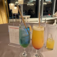 好きな色でオリジナルドリンクを作ってもらいました！
