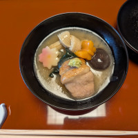 すごい美味しい治部煮です！
春なので蝶々がいます笑
