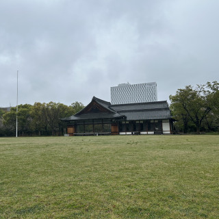 お庭から見た披露宴会場