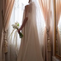 ブライズルームで新婦のみの写真を撮ってくれます。
