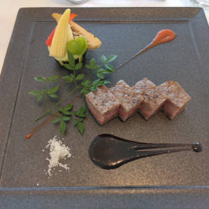 1番上のランクのコースのお肉です。とても美味しかったです。|745019さんのウエディングヒル東京ベイ幕張の写真(2446906)