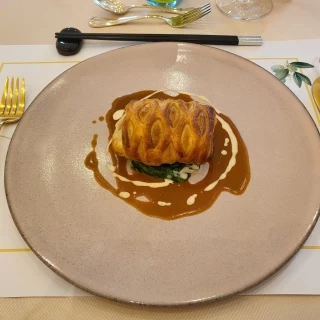 人気のヒラメのパイ包み