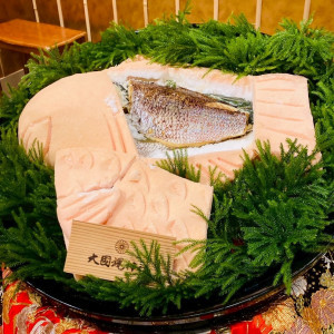 鯛の塩釜開き|745033さんの大國魂神社 結婚式場の写真(2418452)
