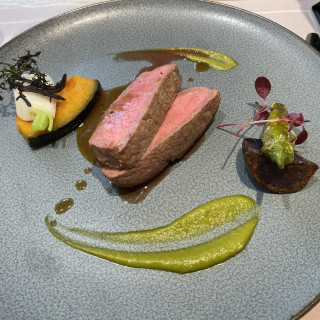 試食会のお肉料理