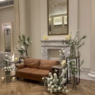 まだ誰も入ってないときの披露宴会場