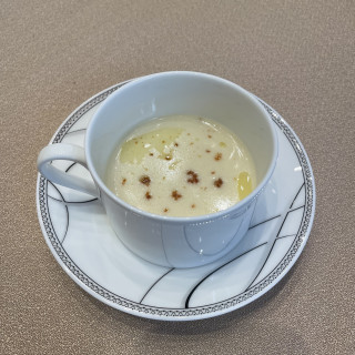 新じゃがいもと新たまねぎのスープ