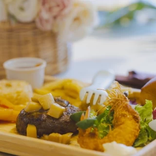 お子様用のお食事