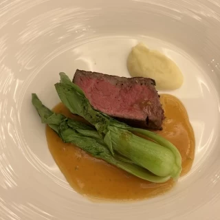 国産牛サーロインのポワレ