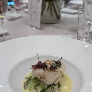 お魚料理　旬魚のナージュ仕立て