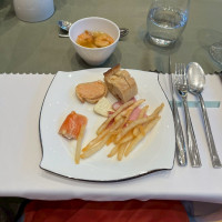 ビュッフェ料理