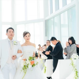 ・自然光がたっぷり入ってくる式場
・聖歌隊のコーラスが美しい