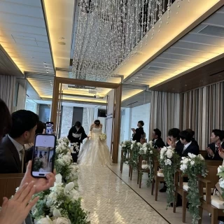 挙式会場新婦入場