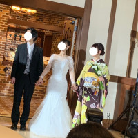 新婦中座は兄弟と