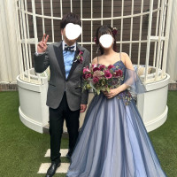 ドレスの雰囲気にお花を合わせて新郎の衣装の色味も合わせました