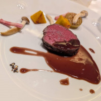 国産牛フィレ肉のロースト 森の茸と季節野菜