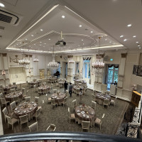ガラッと変わる披露宴会場