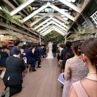 挙式会場、屋上庭園グリーンウォール