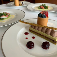 前菜とケーキ