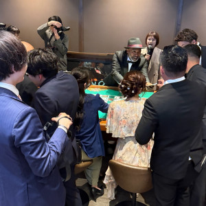 待ち時間には、参列者がゲームをして楽しんでくれていました|746310さんのキャトルセゾン浜松の写真(2426303)